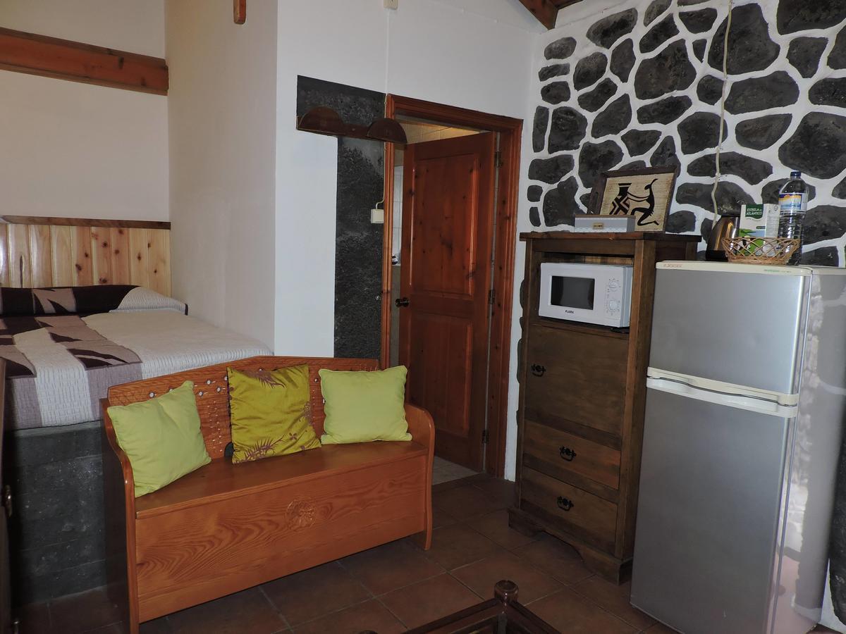 Housesinpico * Prainha (Sao Roque do Pico)
